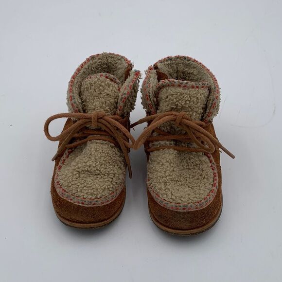 Zara Baby Tan and Cream Kids Boots fuzzy moccasin style boots size 22 - Picture 2 of 9